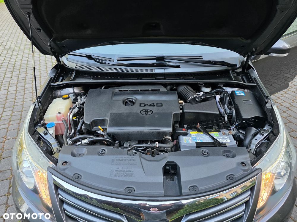 Toyota Avensis 2.0 D-4D Edition - 26