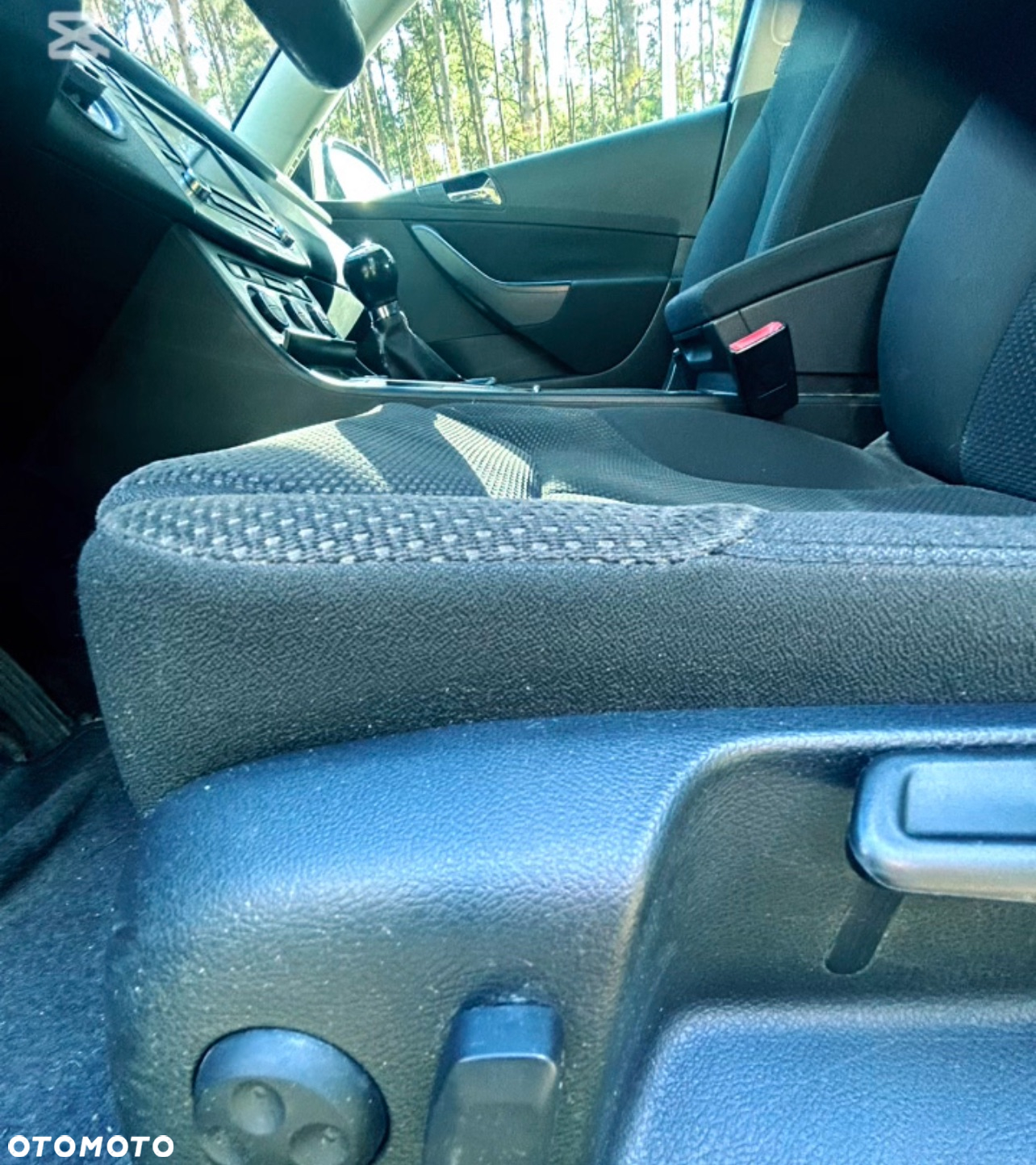 Volkswagen Passat 1.9 TDI Highline - 10