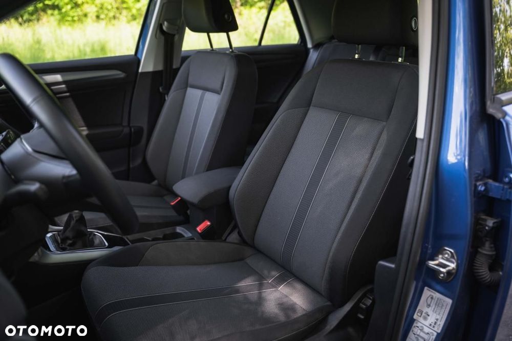 Volkswagen T-Roc - 15