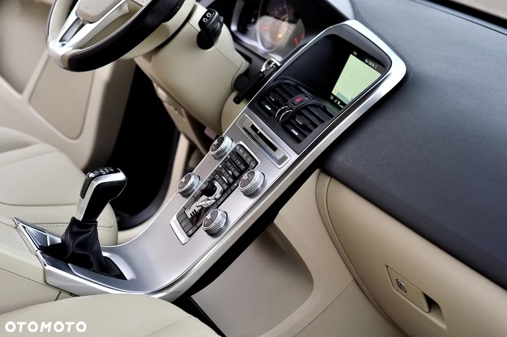 Volvo XC 60 D3 Drive-E Summum - 26