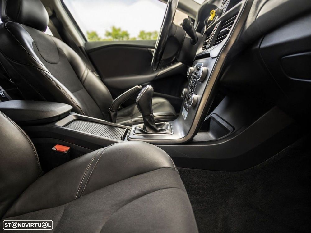 Volvo V40 - 28