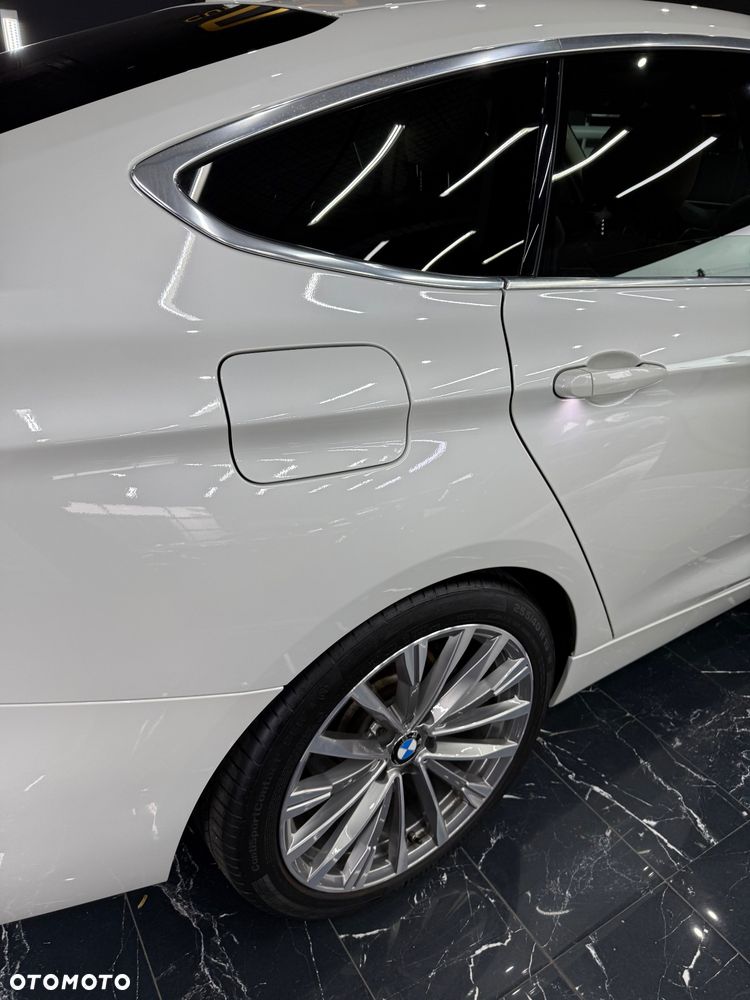 BMW 3GT 320d xDrive Luxury Line - 22