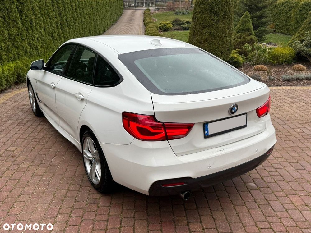 BMW 3GT 318d M Sport - 13