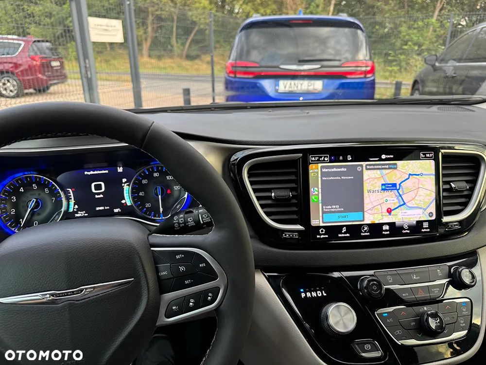 Chrysler Pacifica - 38