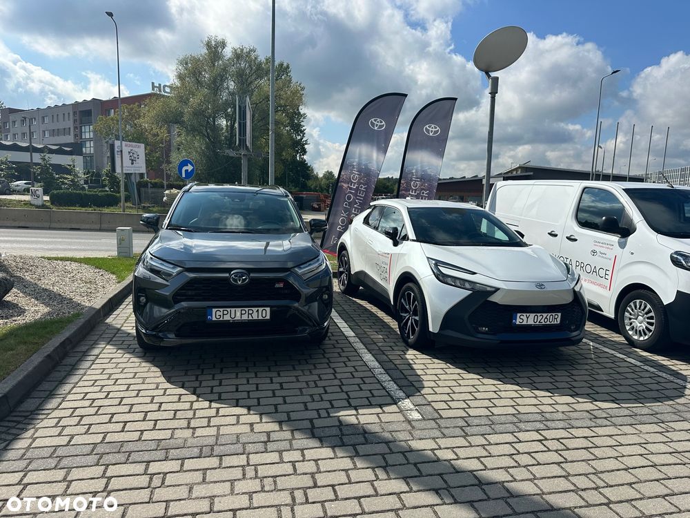 Toyota RAV4 - 1