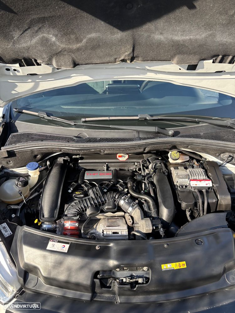 Peugeot 208 1.6 e-THP GTi by Sport - 16