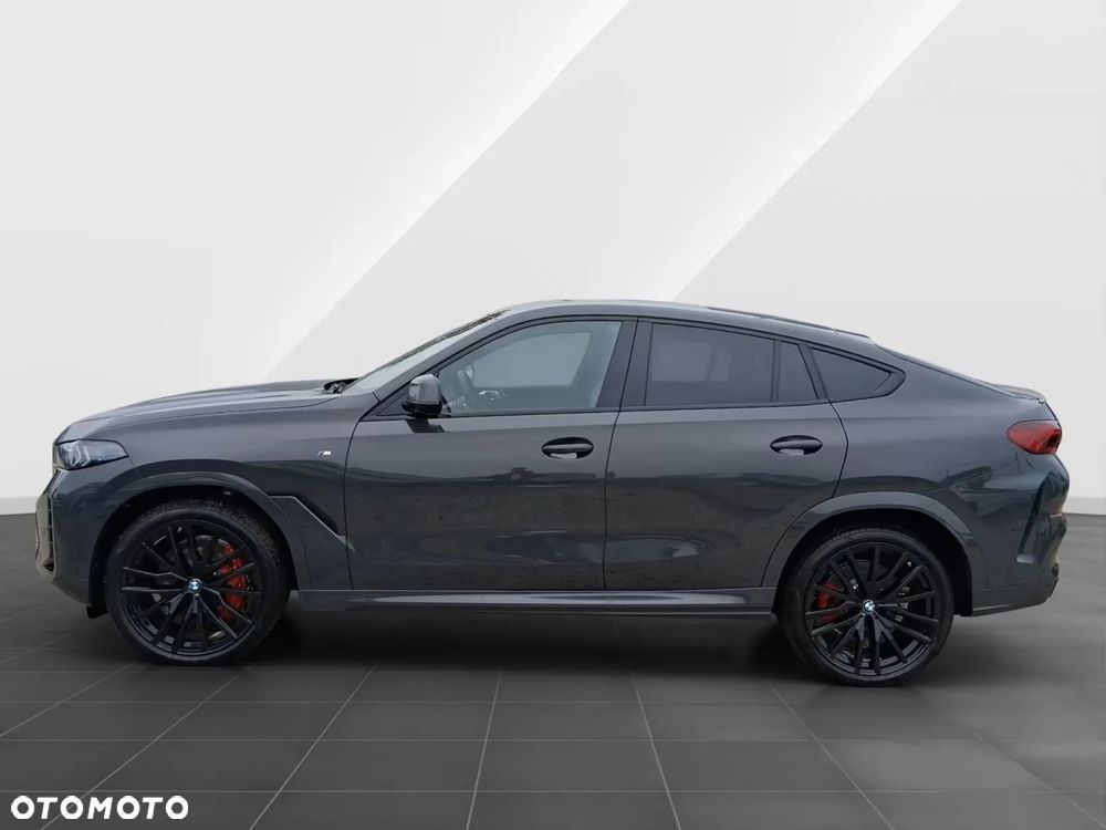 BMW X6 xDrive30d mHEV - 11