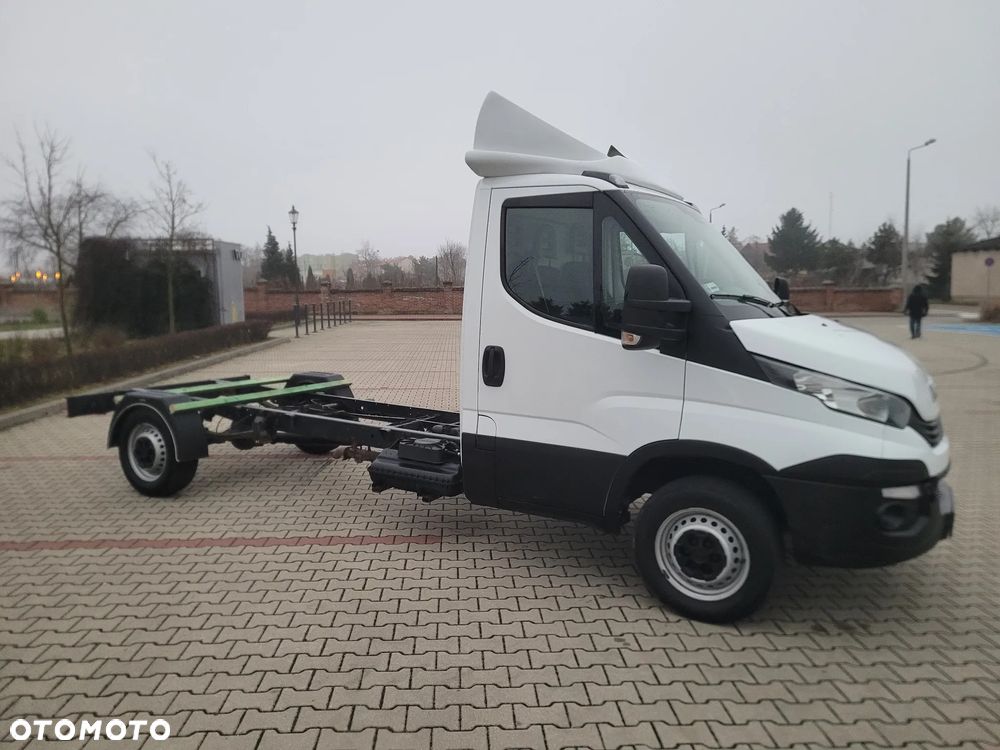 Iveco Daily 35S180 - 9