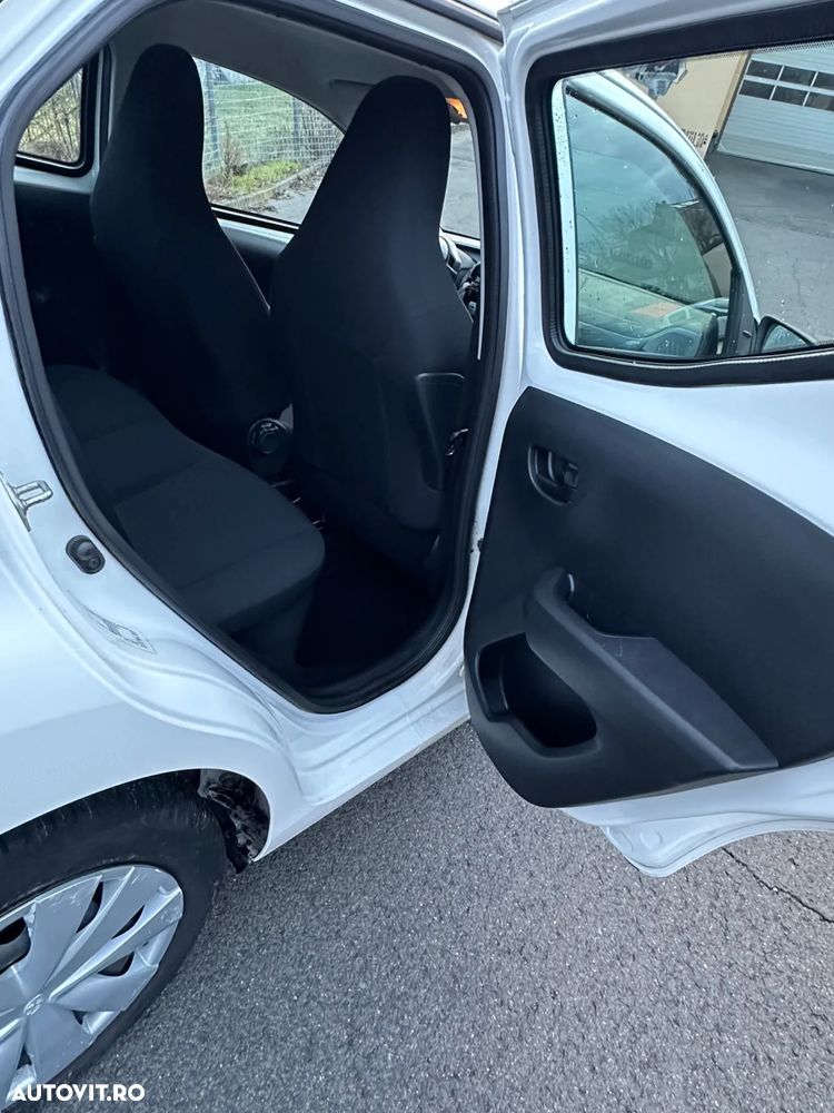 Toyota Aygo x-cite - 5