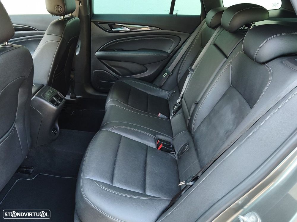 Opel Insignia Sports Tourer 1.6 CDTi Innovation Auto - 36