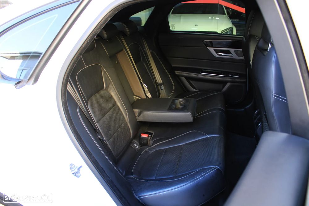 Jaguar XF E-Performance Aut. R-Sport - 28