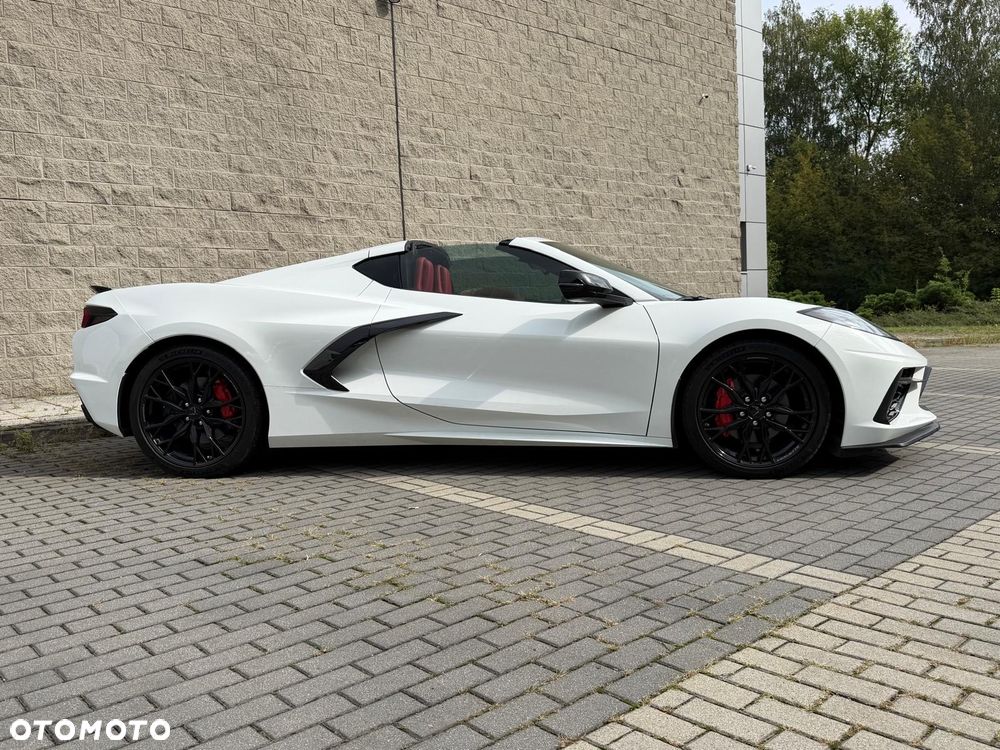 Chevrolet Corvette - 16