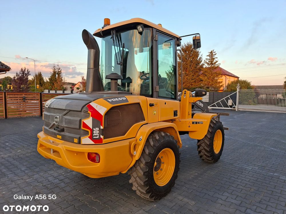 Volvo L30G - 2