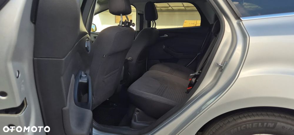 Ford Focus 2.0 TDCi Titanium ASS PowerShift - 10
