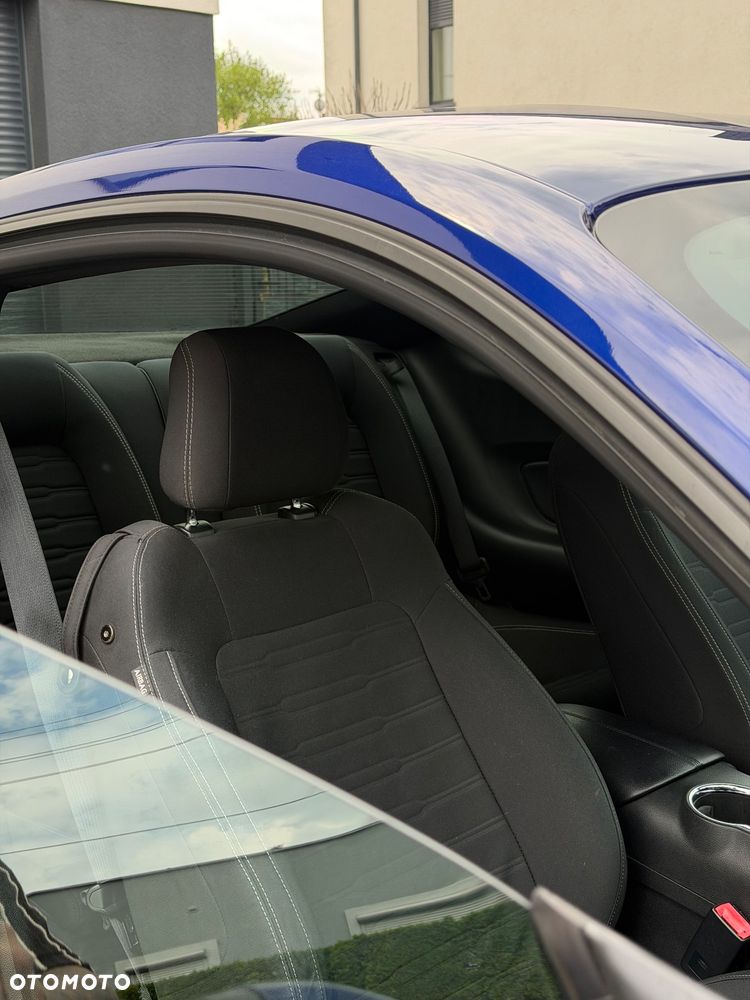 Ford Mustang 2.3 EcoBoost - 23