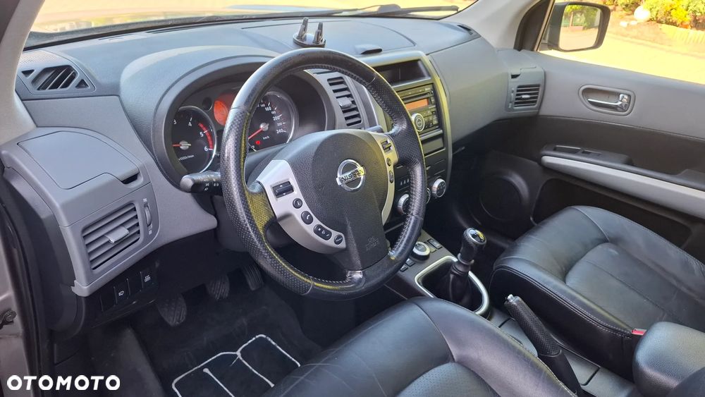 Nissan X-Trail 2.0 dCi 4x4 DPF XE - 16