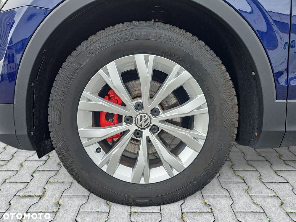 Volkswagen Tiguan - 9