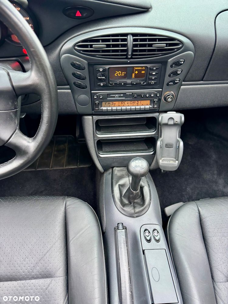 Porsche Boxster 2.5 - 21