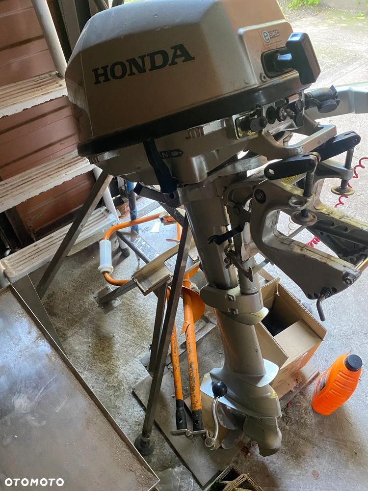 silnik zaburtowy Honda 3,6 kw - 4