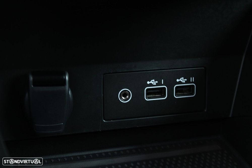 Renault Captur 1.0 TCe Techno Bi-Fuel - 26