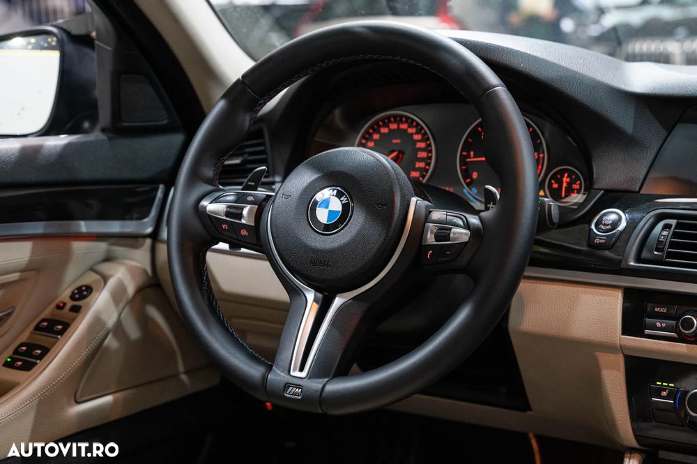 BMW Seria 5 520d Aut. Luxury Line - 14