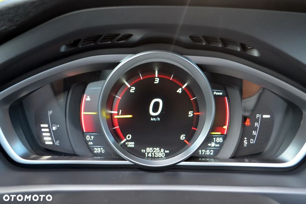 Volvo V40 - 29