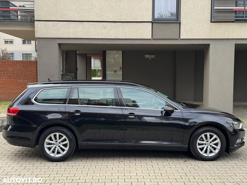 Volkswagen Passat 2.0 TDI (BlueMotion Technology) Highline - 17