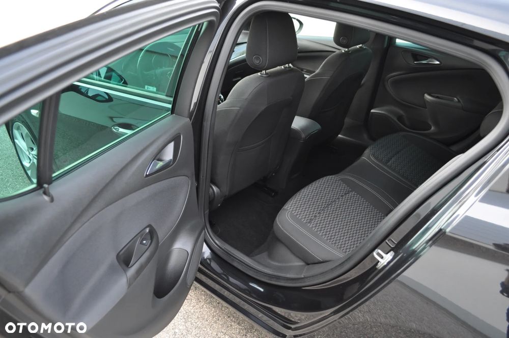 Opel Astra 1.4 Turbo Start/Stop Dynamic - 18