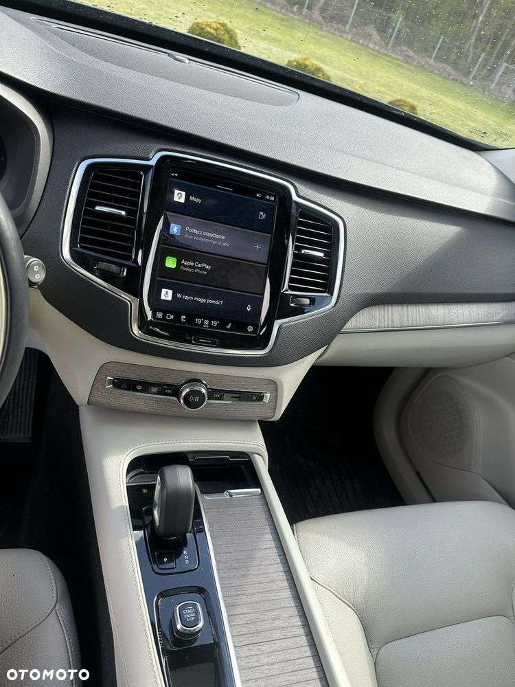 Volvo XC 90 - 33