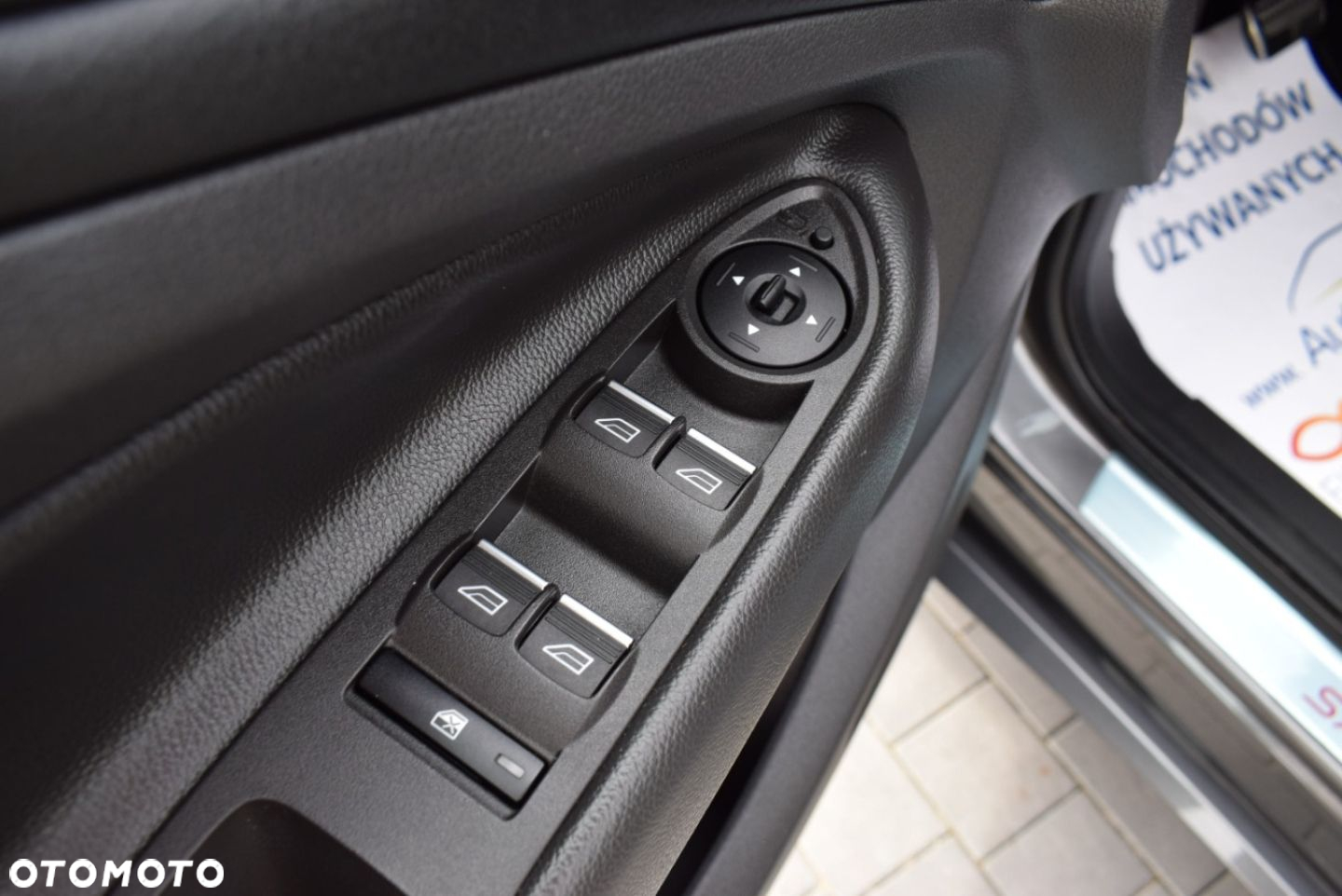 Ford Kuga - 21