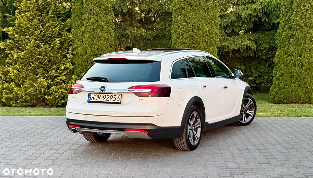 Opel Insignia - 18