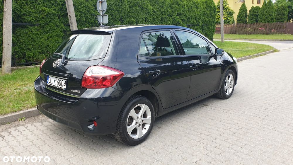 Toyota Auris 1.6 Sol - 4