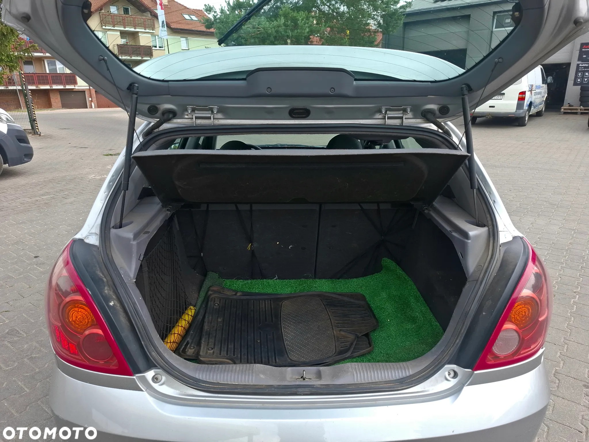 Nissan Almera 1.5 acenta - 6