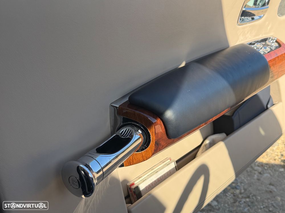 Rolls Royce Phantom 6.8 V12 - 36