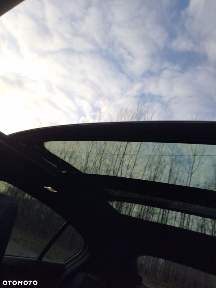 Ford Focus 1.5 EcoBlue STart-Stopp-System ST-LINE X - 19