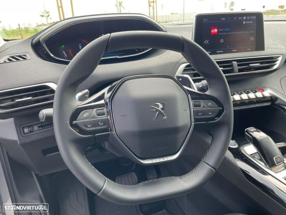 Peugeot 3008 1.6 BlueHDi Allure Grip Control EAT6 - 14