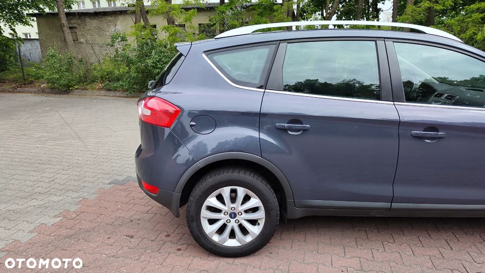 Ford Kuga 2.0 TDCi Titanium - 11