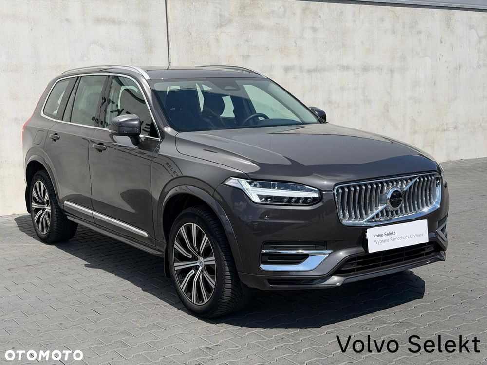Volvo XC 90 - 9