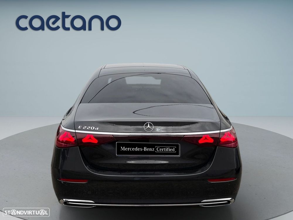 Mercedes-Benz E 220 d - 6