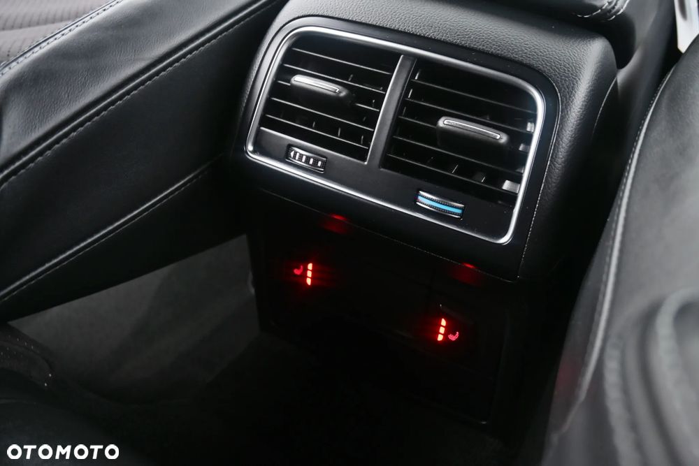 Audi A4 Avant 2.0 TDI DPF clean diesel quattro S line Sportpaket - 35