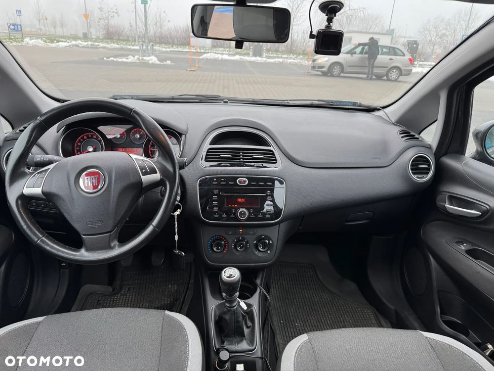 Fiat Punto 2012 - 10