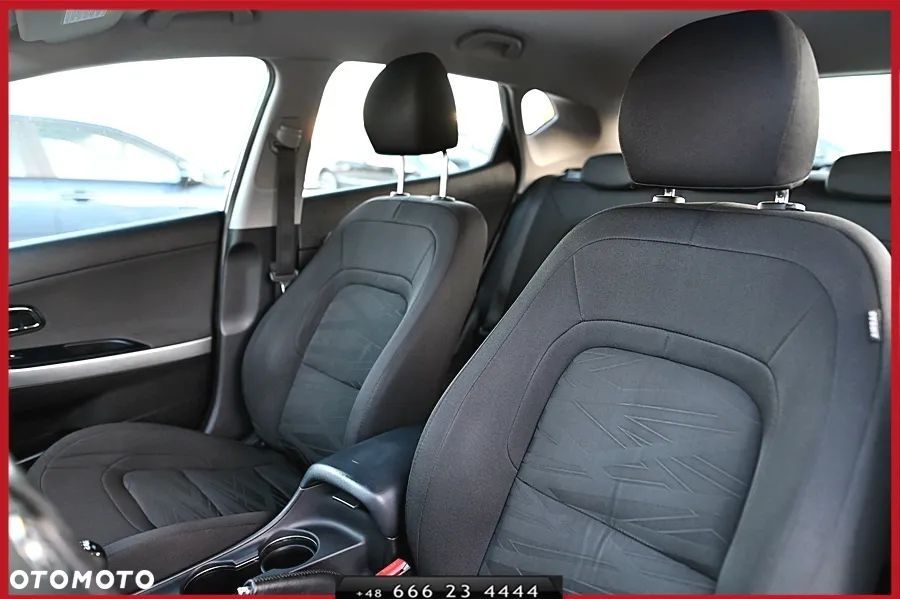 Kia Ceed 1.6 GDI Spirit - 20
