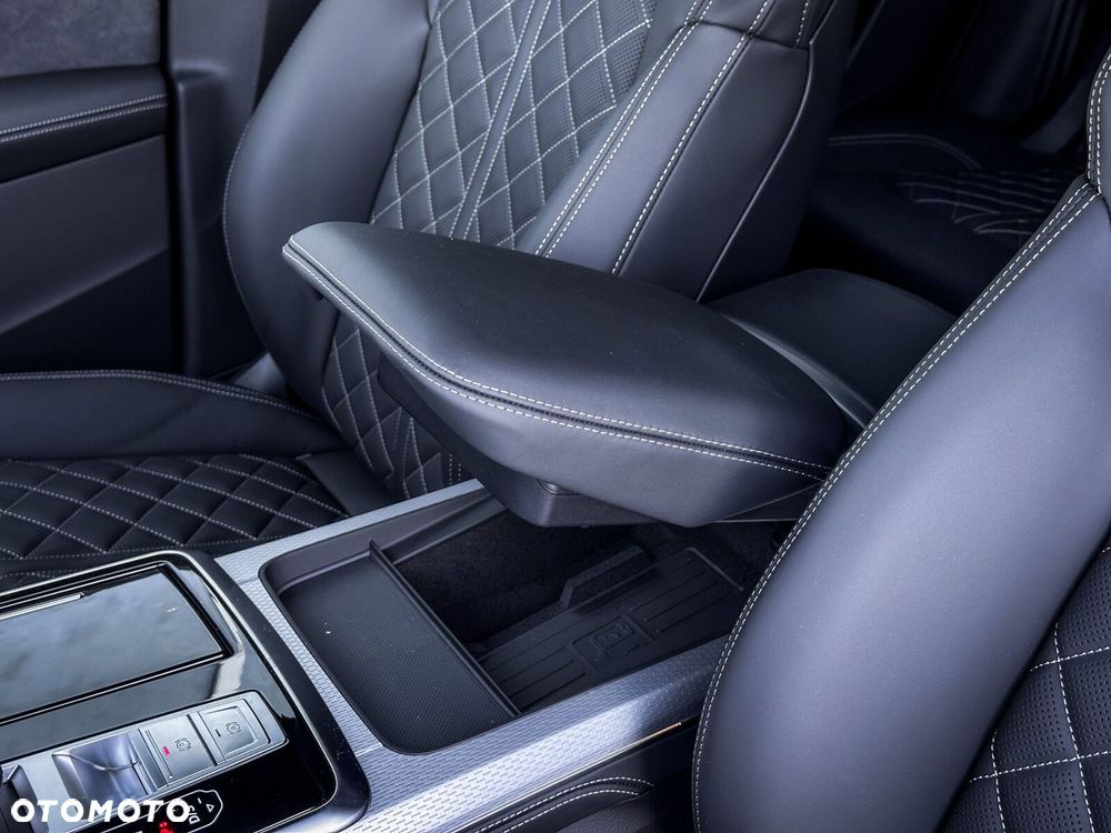 Audi Q8 - 25