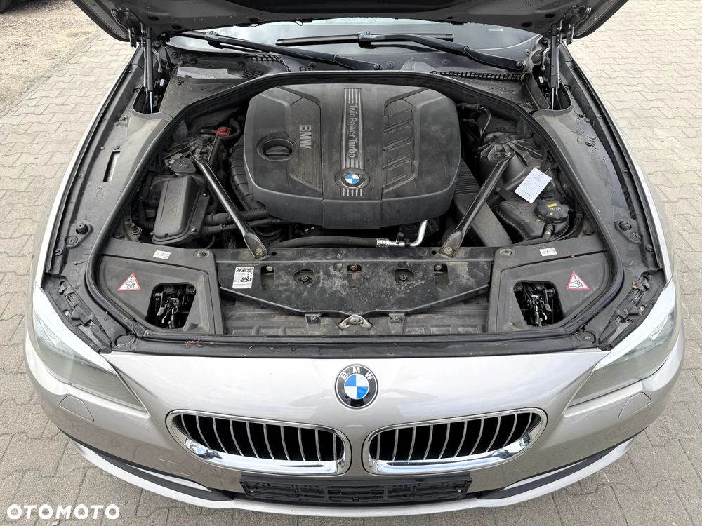 BMW Seria 5 - 12