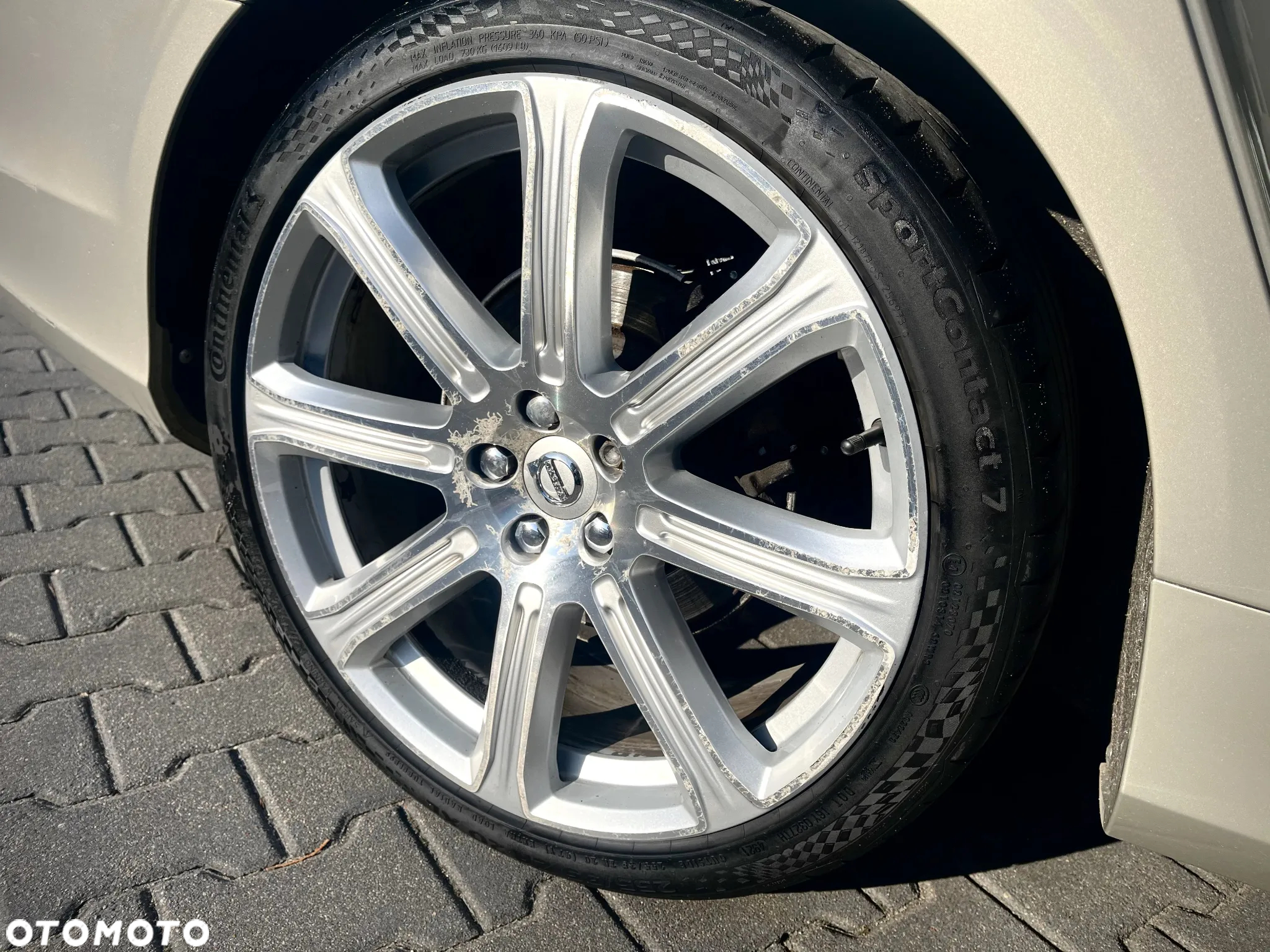 Volvo V90 D4 Inscription - 12