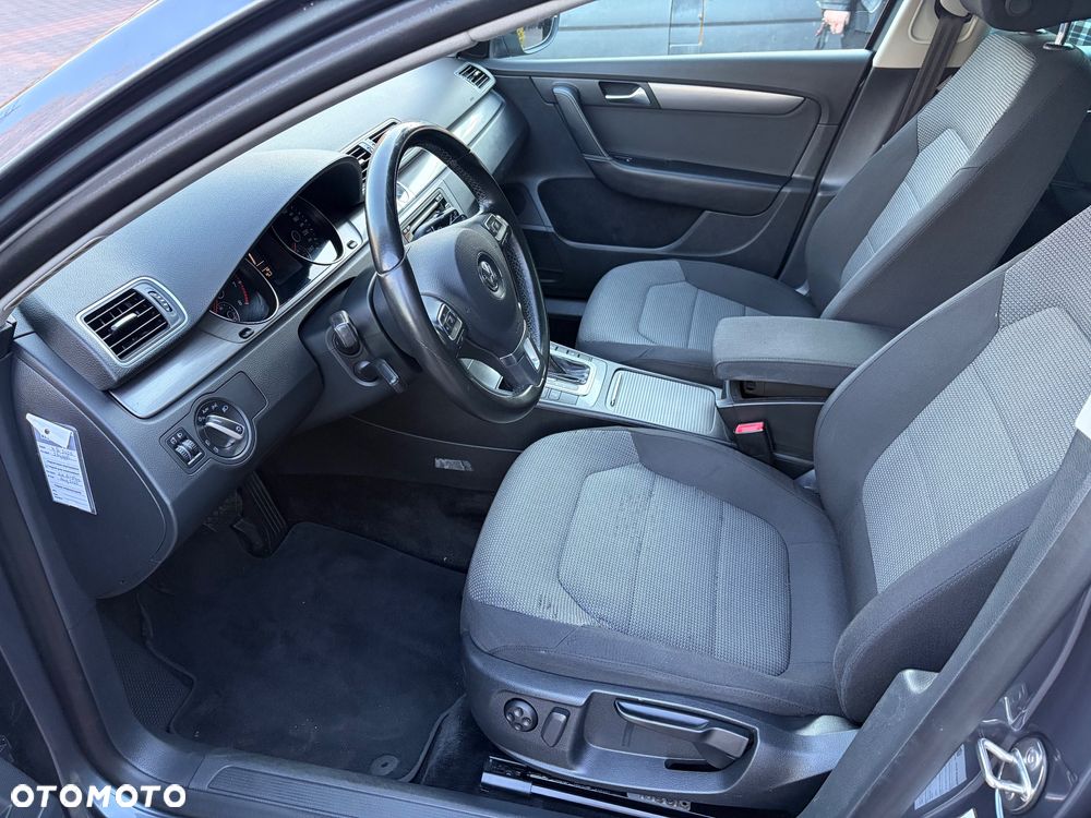 Volkswagen Passat 1.4 TSI DSG BlueMotion Technology Comfortline - 19