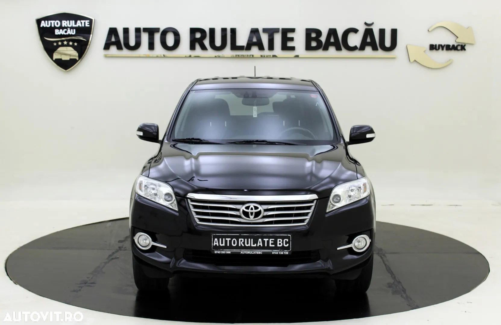 Toyota RAV4 - 10