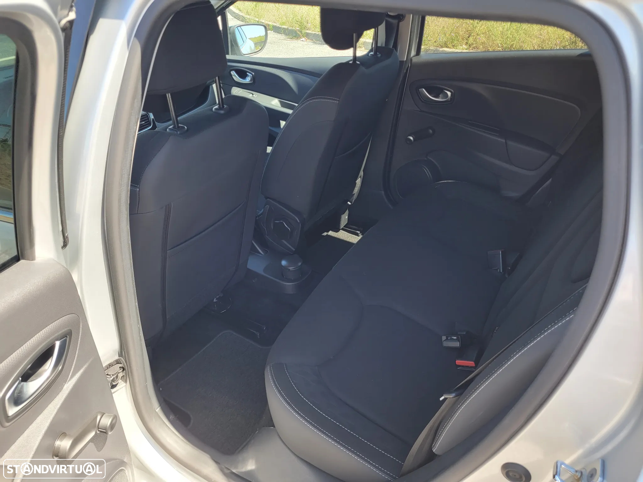 Renault Clio Sport Tourer 1.5 dCi Limited EDition - 22