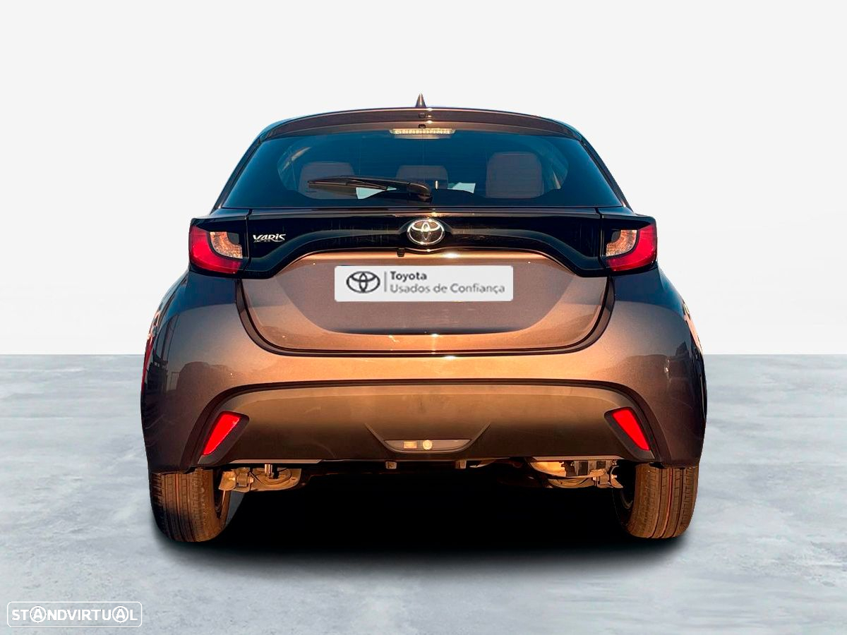 Toyota Yaris 1.0 VVT-i Comfort Plus - 4