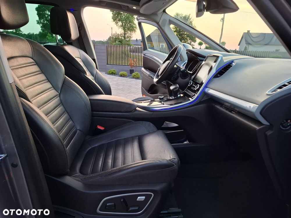 Renault Espace 1.6 TCE Initiale Paris EDC 7os - 23
